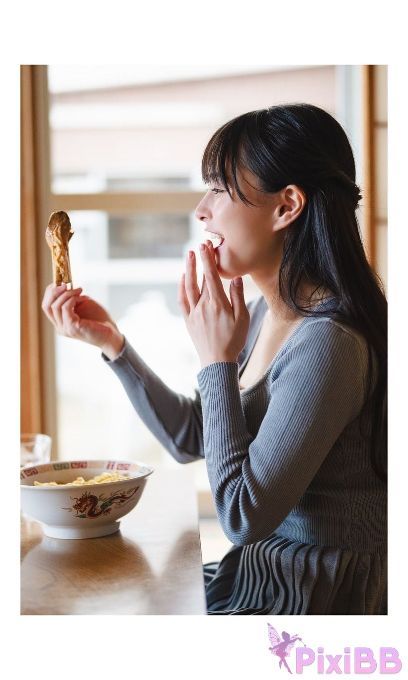 Japanese Idol Saki Kosaka Digital only Bloom in all its glory weekly play PHOTO BOOK PixiBB.COM 030