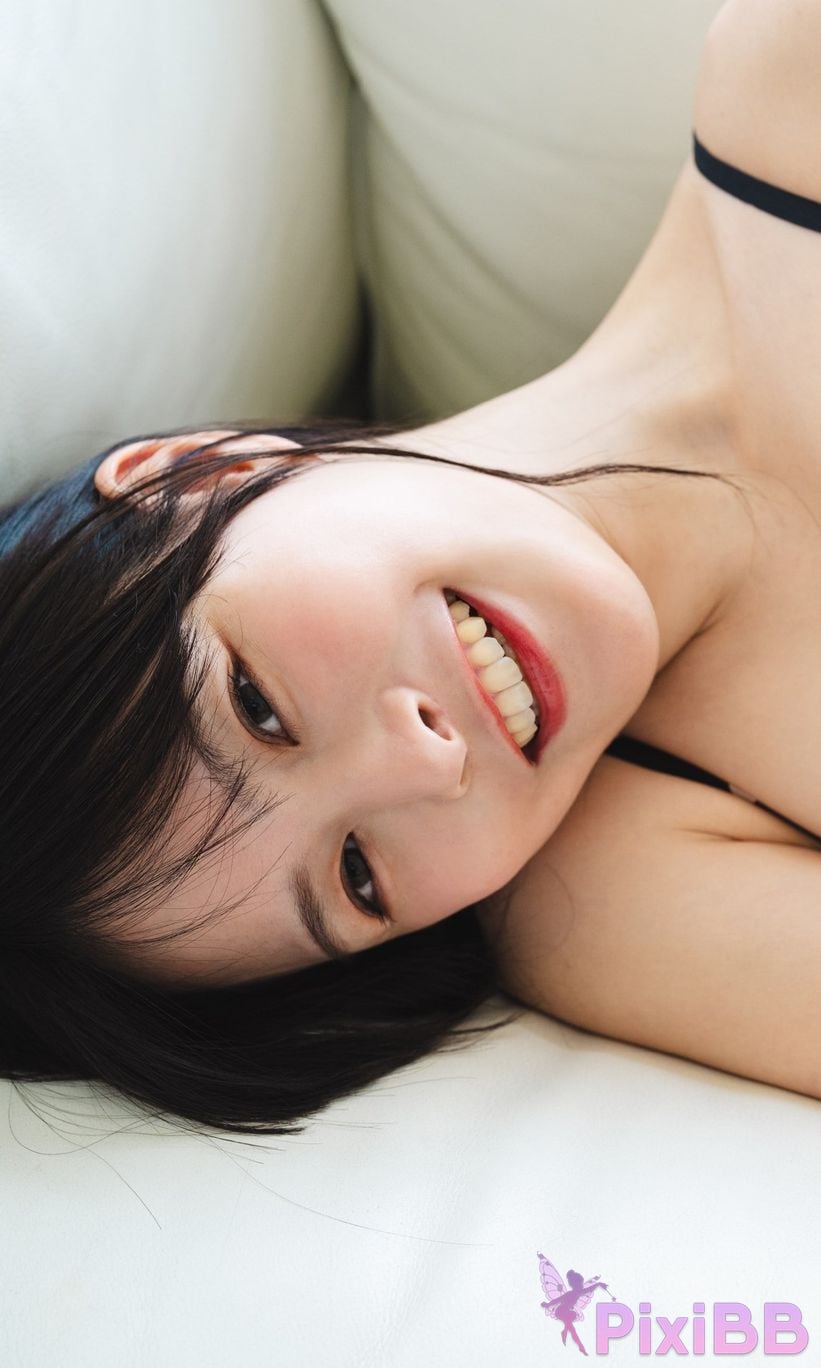 Japanese Idol Saki Kosaka Digital only Bloom in all its glory weekly play PHOTO BOOK PixiBB.COM 065