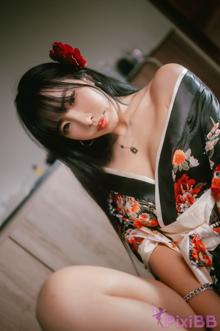 SUA Ryokan Yukata PixiBB.COM 003