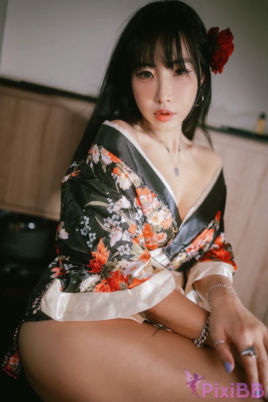 SUA Ryokan Yukata PixiBB.COM 004