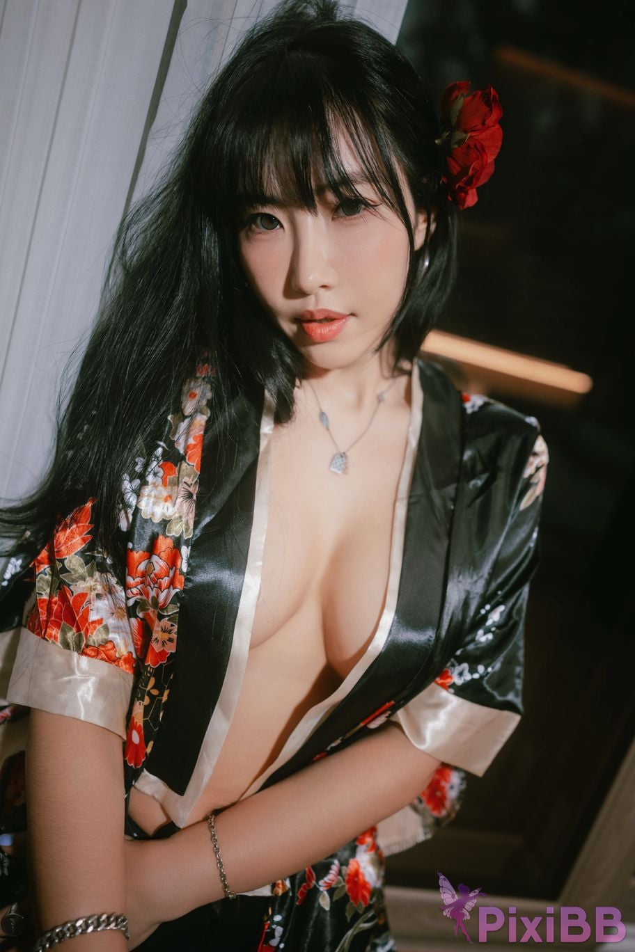 SUA Ryokan Yukata PixiBB.COM 017