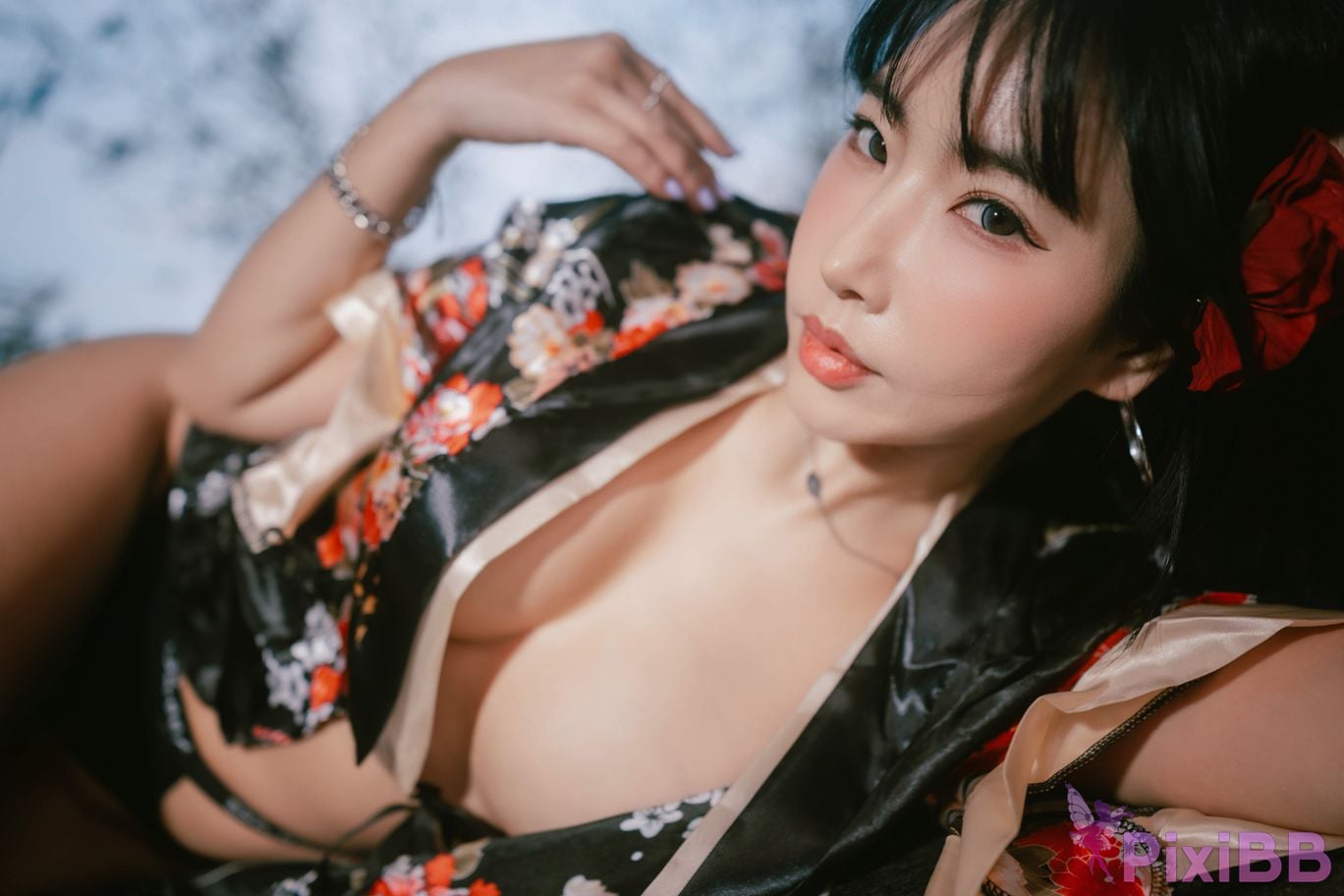 SUA Ryokan Yukata PixiBB.COM 023
