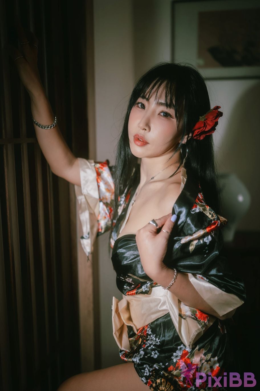 SUA Ryokan Yukata PixiBB.COM 032
