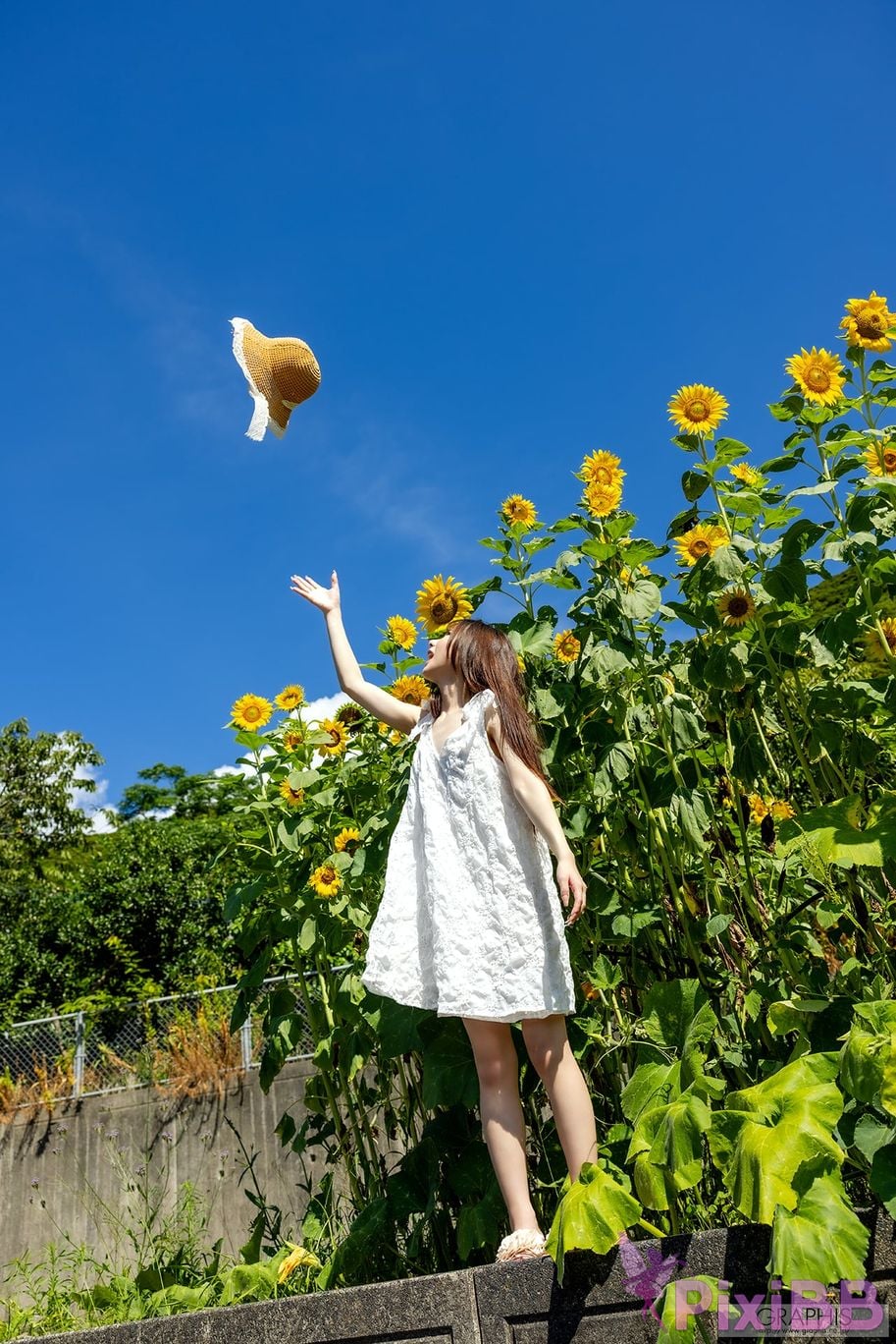 Japanese Idol Saki Sasaki Graphis Gals Adorbs Vol.4 5 6 7 PixiBB.COM 003