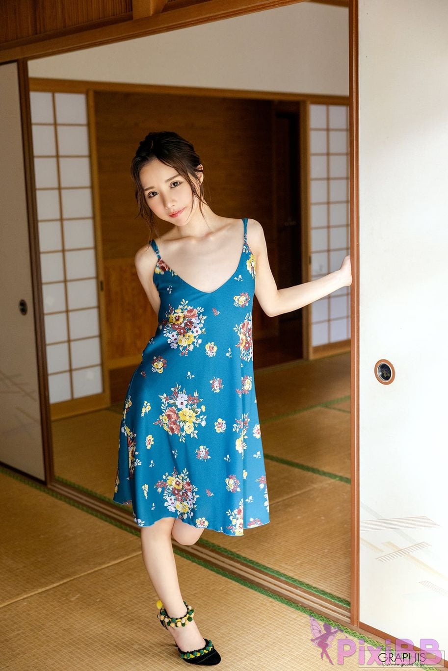 Japanese Idol Saki Sasaki Graphis Gals Adorbs Vol.4 5 6 7 PixiBB.COM 034
