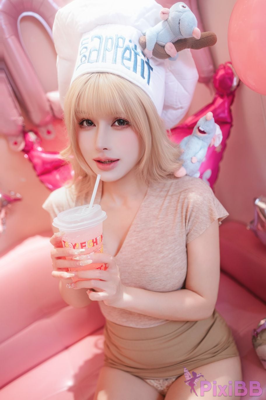 Cosplayer Deer eight years old Small powder private party PixiBB.COM 004