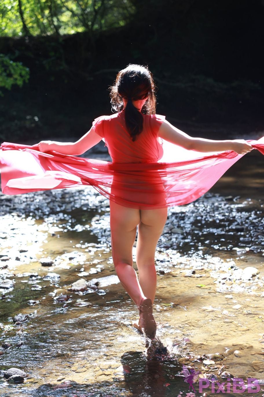 Japanese Idol Megumi Kagurazaka FRIDAY digital photo book Yellow remote All unreleased special Edition vol.2 PixiBB.COM 007
