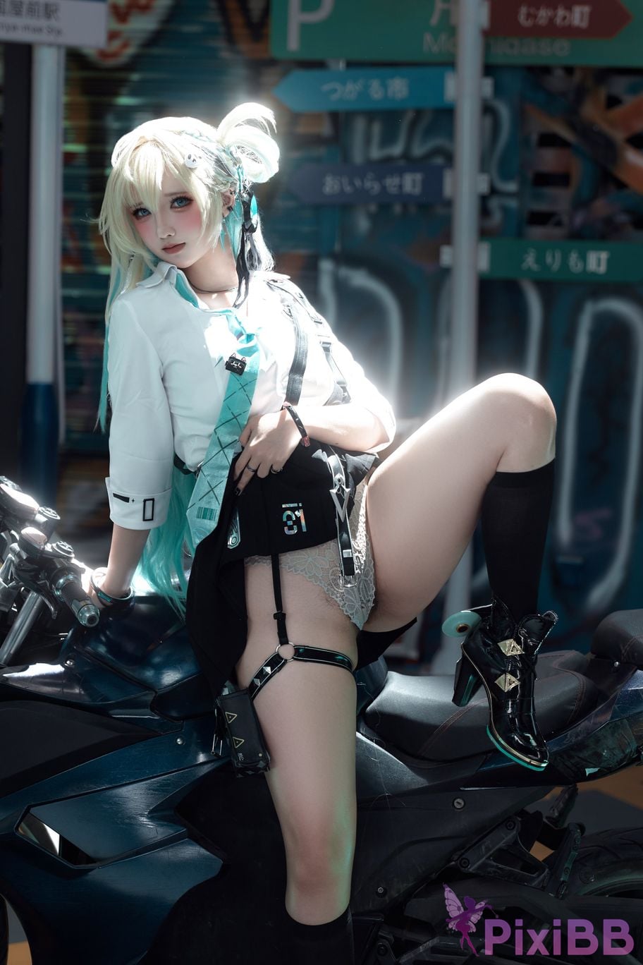 Cosplayer Axun kaOri Ming Chao Linnae PixiBB.COM 005