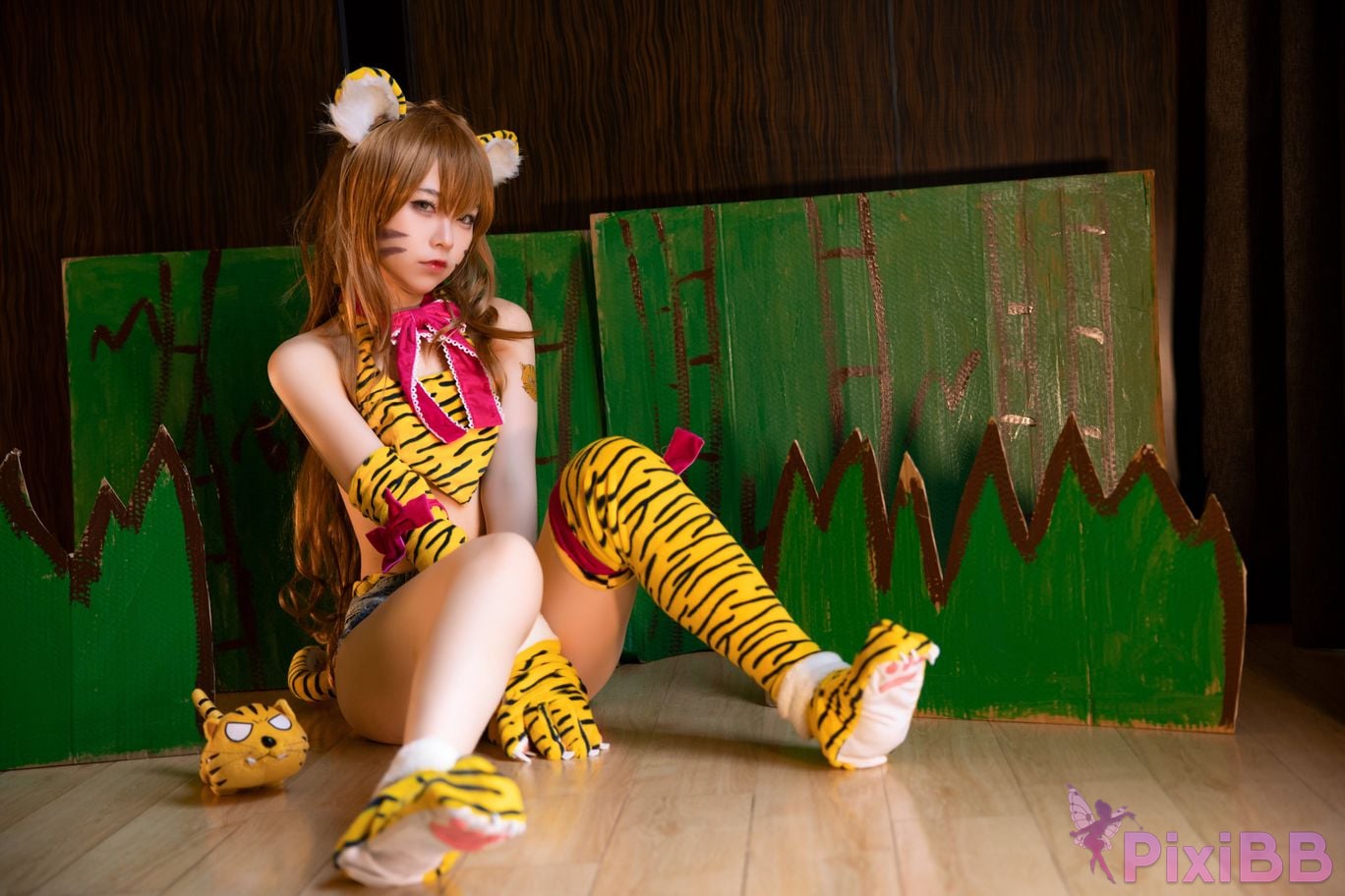 Cosplayer G44 wont get hurt Aisaka Taiga Tiger out of PixiBB.COM 003