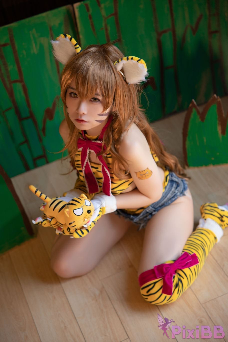 Cosplayer G44 wont get hurt Aisaka Taiga Tiger out of PixiBB.COM 005