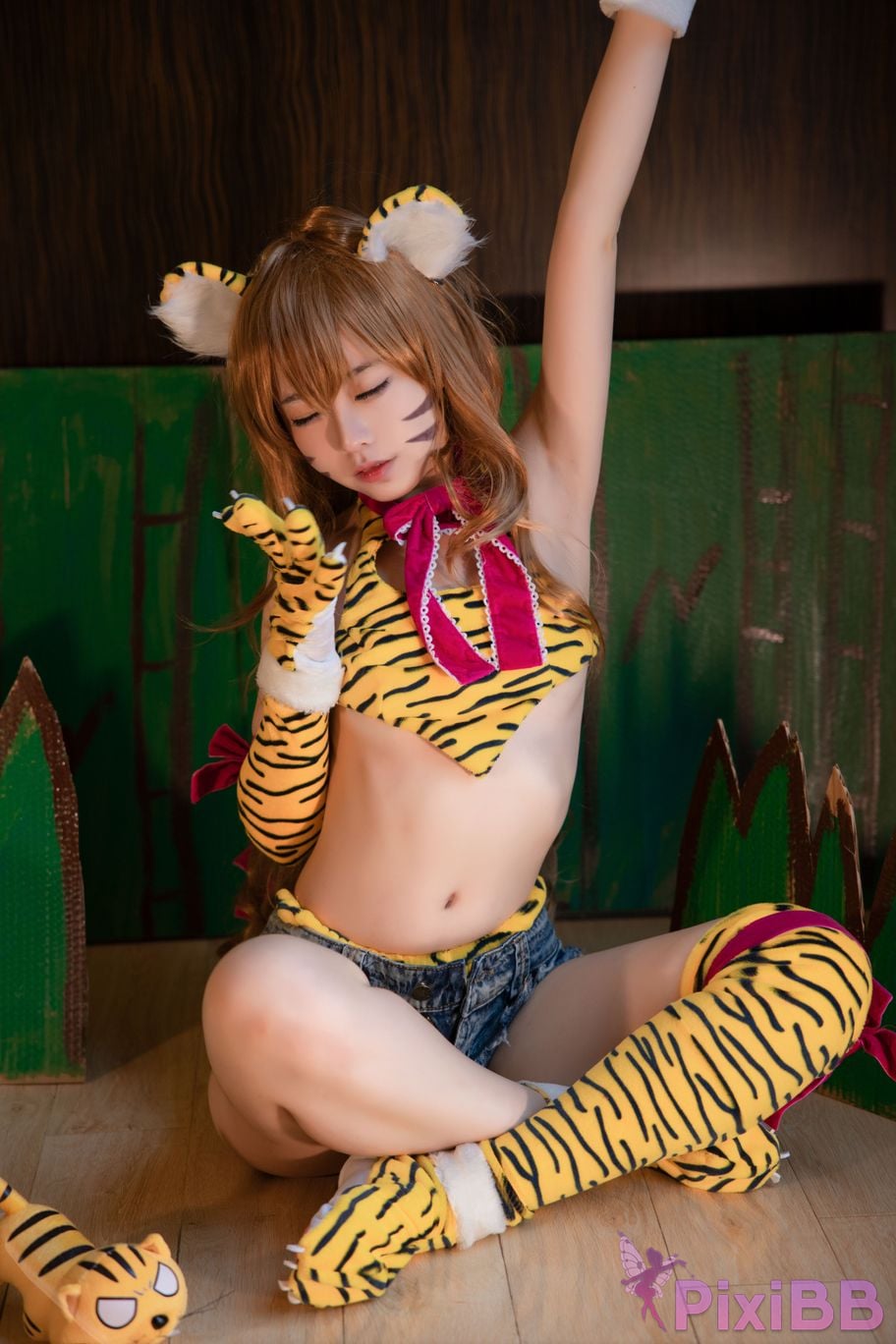 Cosplayer G44 wont get hurt Aisaka Taiga Tiger out of PixiBB.COM 013