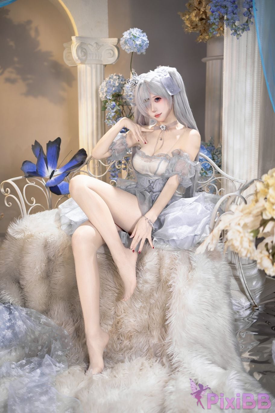 Cosplayer Crispy cake yaki NIKKE cinderella crystal princess PixiBB.COM 002