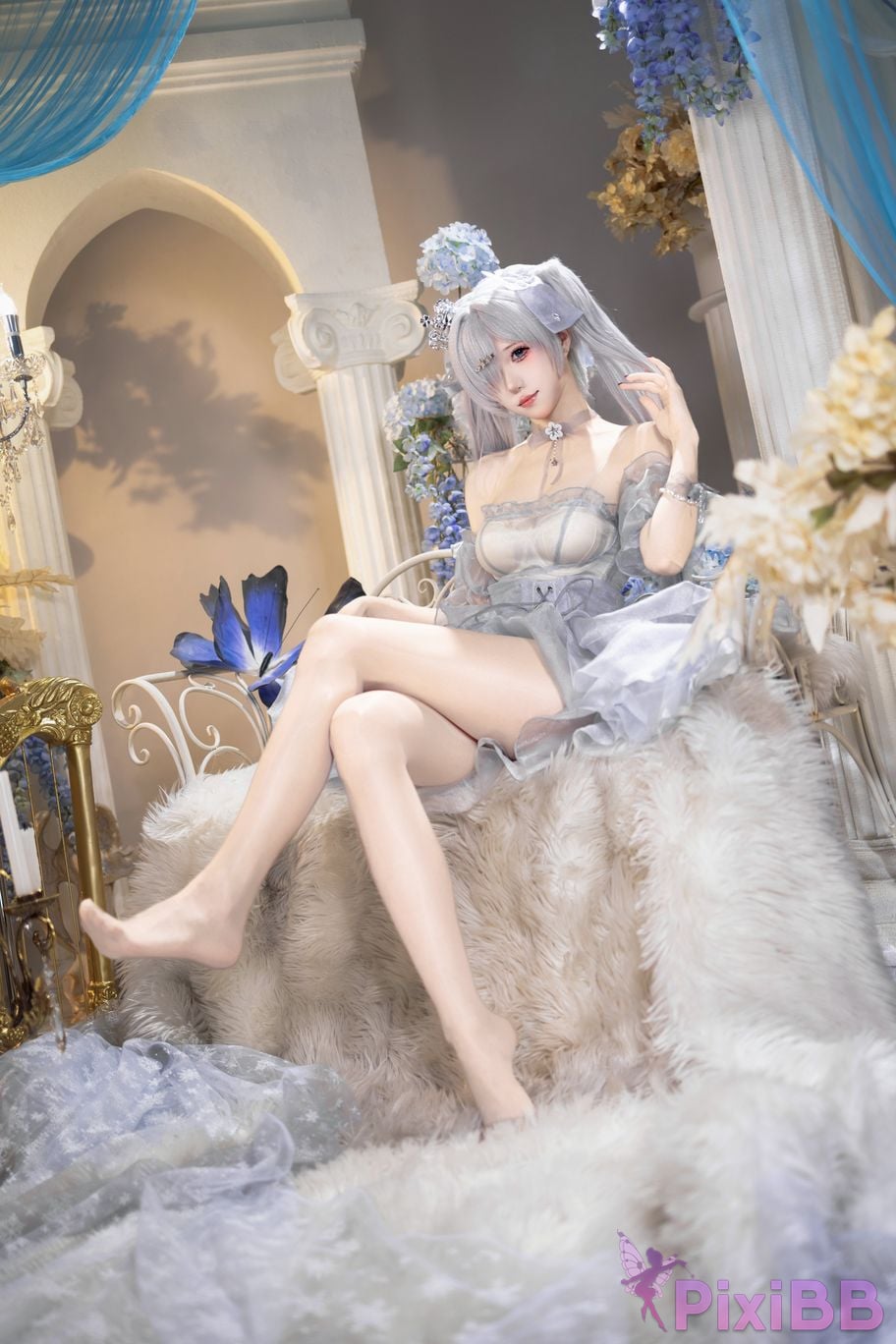 Cosplayer Crispy cake yaki NIKKE cinderella crystal princess PixiBB.COM 003