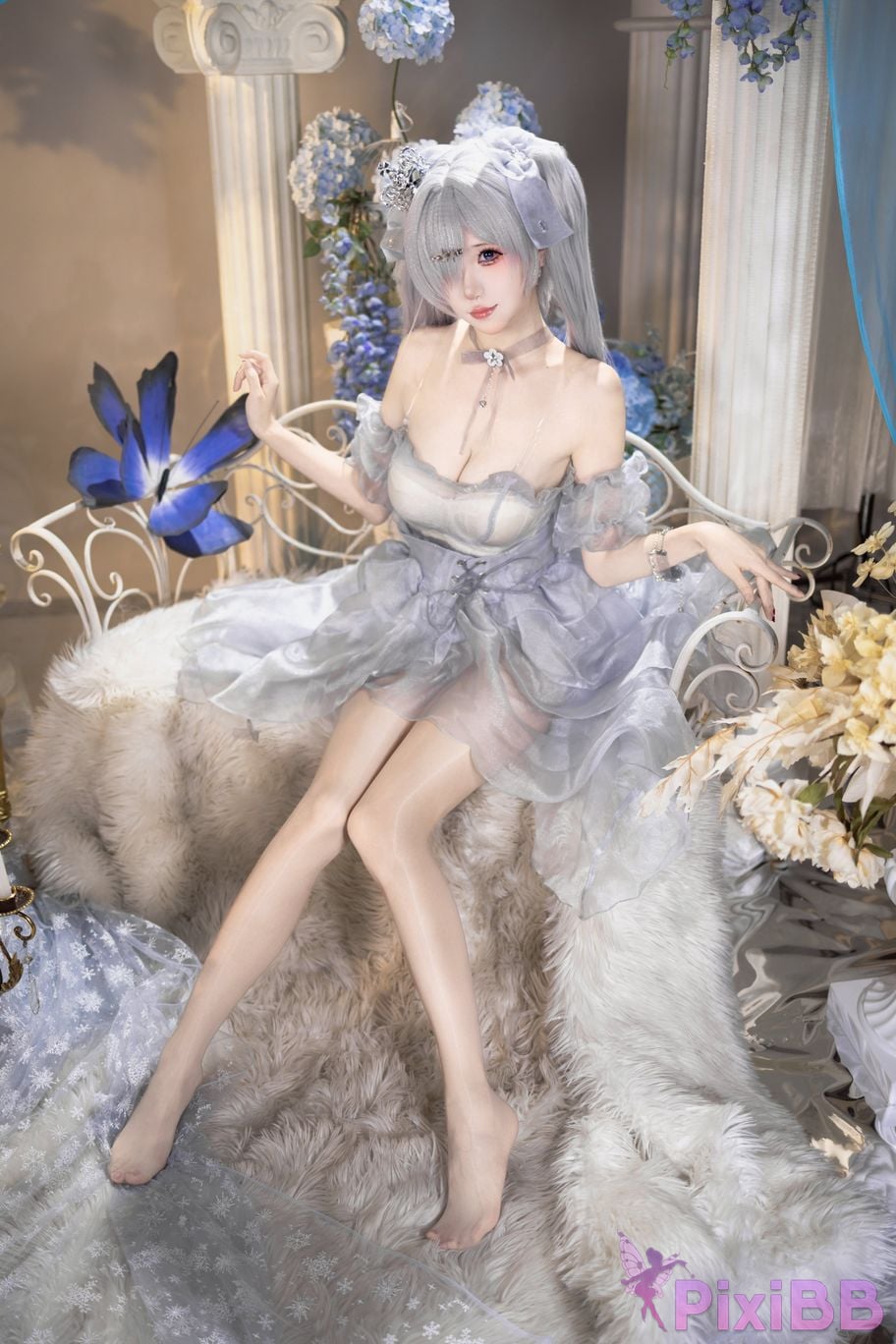 Cosplayer Crispy cake yaki NIKKE cinderella crystal princess PixiBB.COM 008