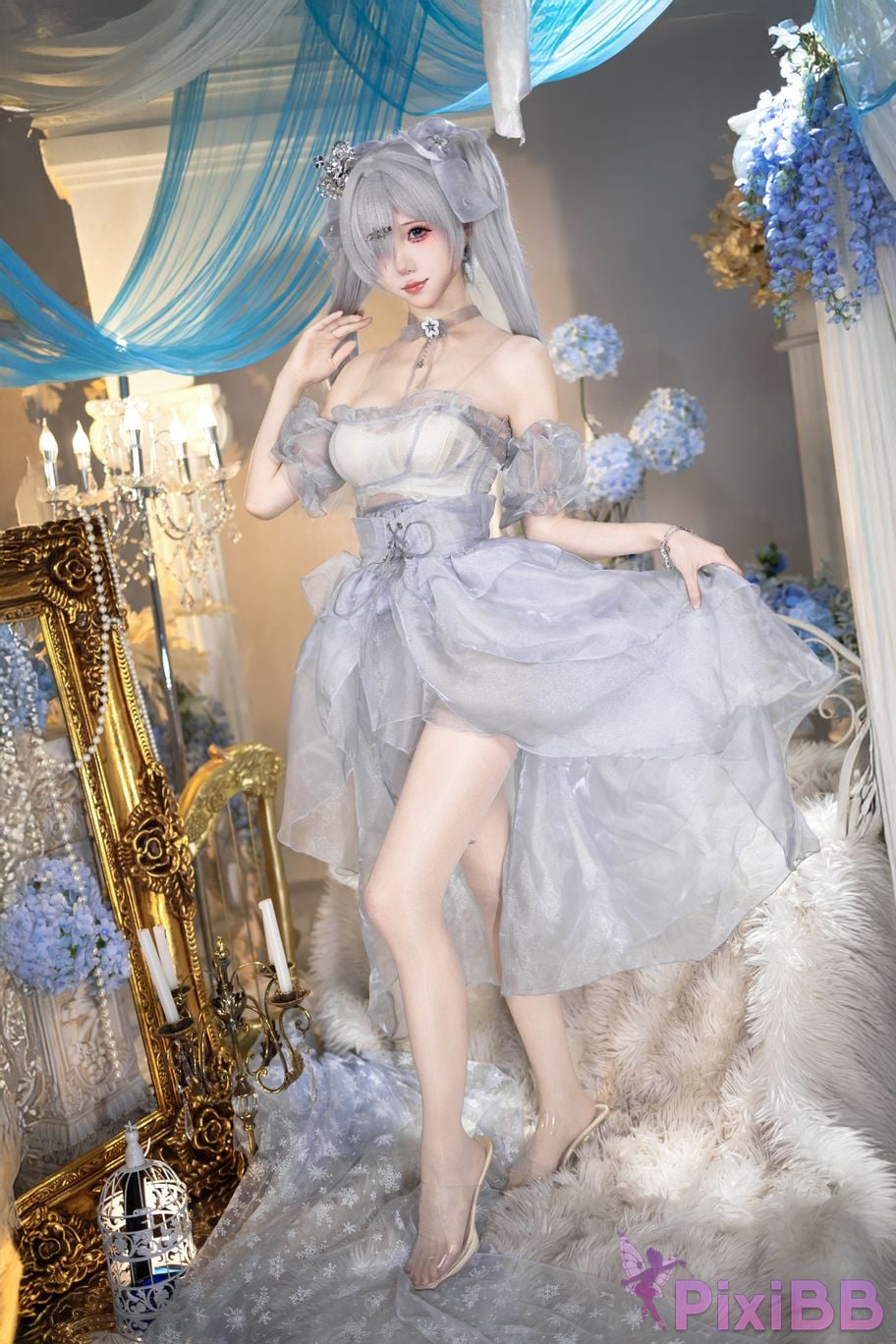 Cosplayer Crispy cake yaki NIKKE cinderella crystal princess PixiBB.COM 012