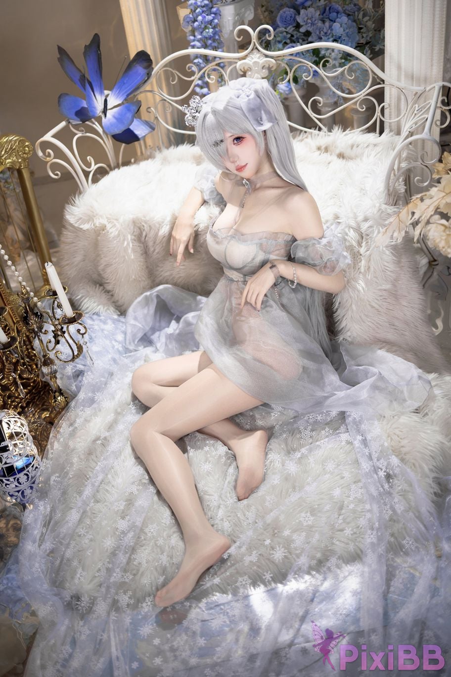 Cosplayer Crispy cake yaki NIKKE cinderella crystal princess PixiBB.COM 028