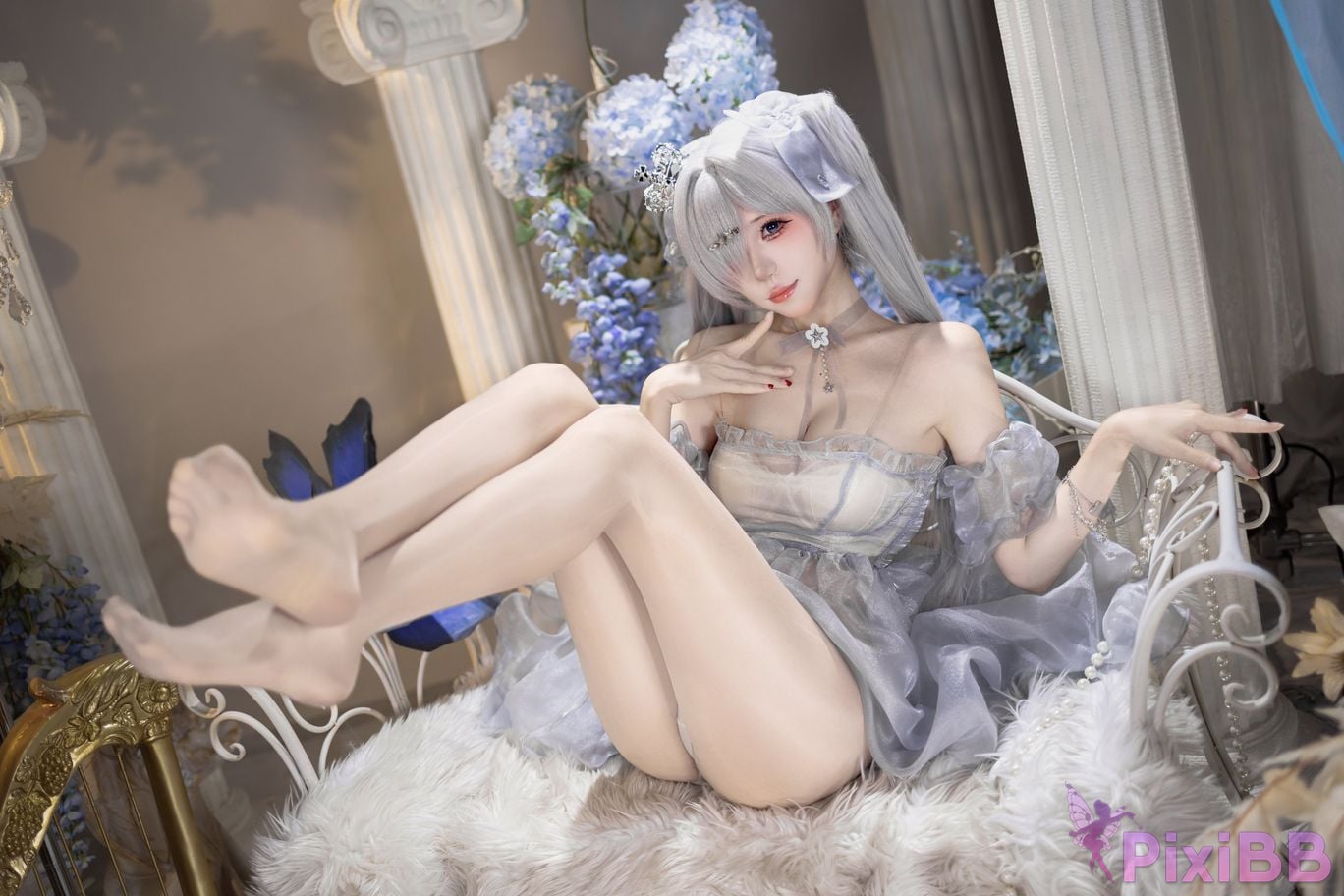 Cosplayer Crispy cake yaki NIKKE cinderella crystal princess PixiBB.COM 039