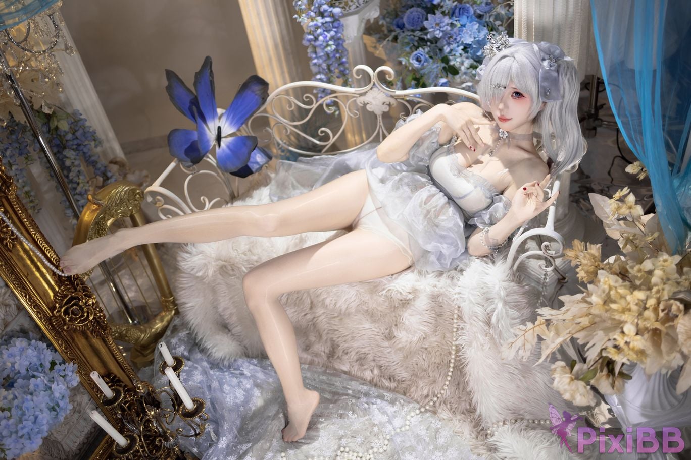 Cosplayer Crispy cake yaki NIKKE cinderella crystal princess PixiBB.COM 042