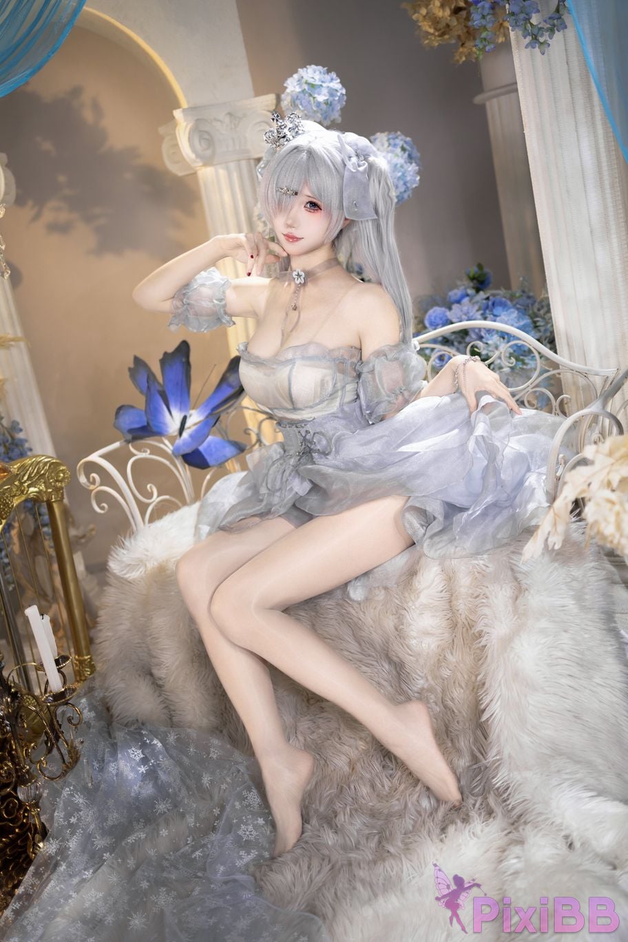 Cosplayer Crispy cake yaki NIKKE cinderella crystal princess PixiBB.COM 065