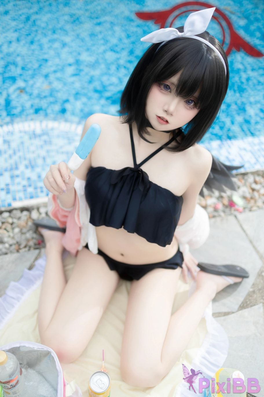 Cosplayer Zhiyue Etsu ko Blue Archive Seizan Mashiro swimsuit PixiBB.COM 005