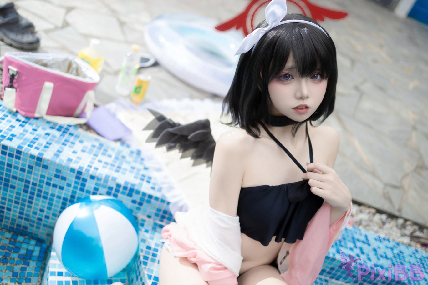 Cosplayer Zhiyue Etsu ko Blue Archive Seizan Mashiro swimsuit PixiBB.COM 016