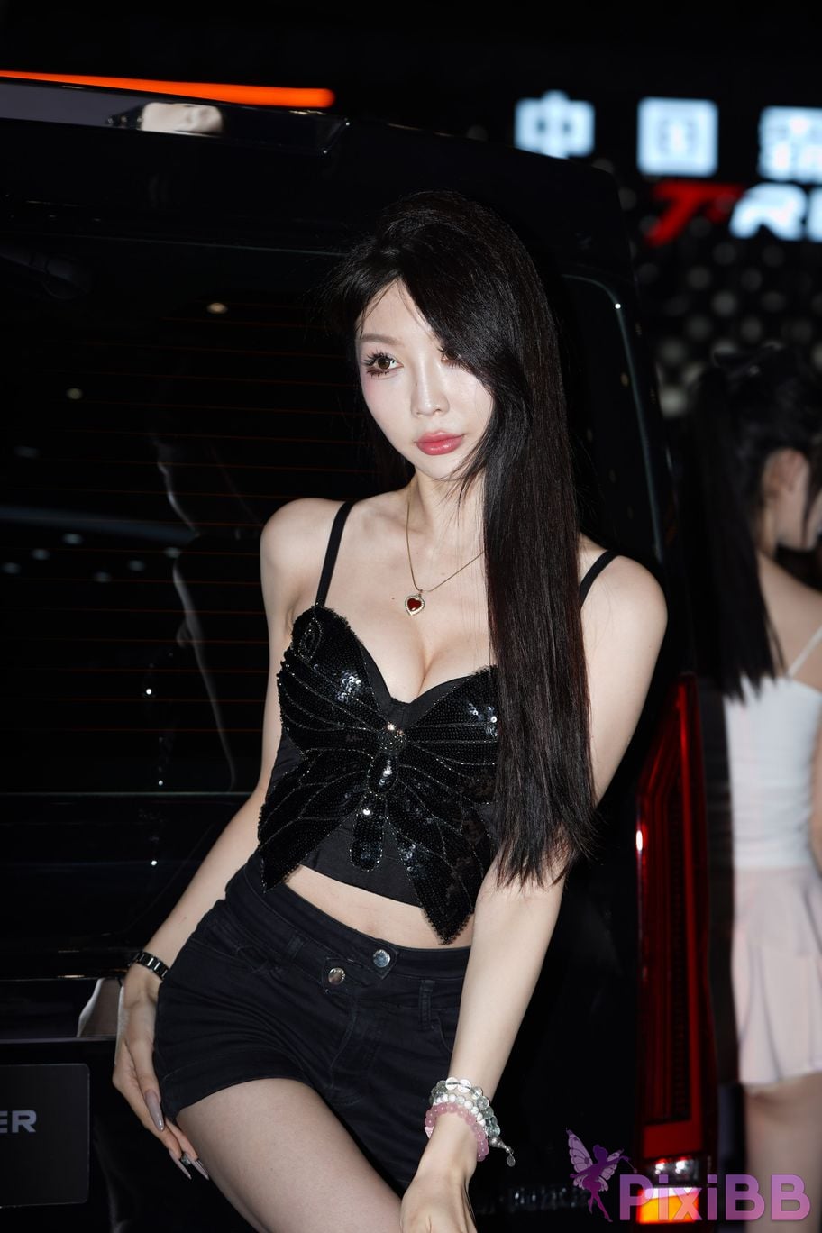 Featured Street Photography Works No.6020 Yuan cute black suit skirt PixiBB.COM 001