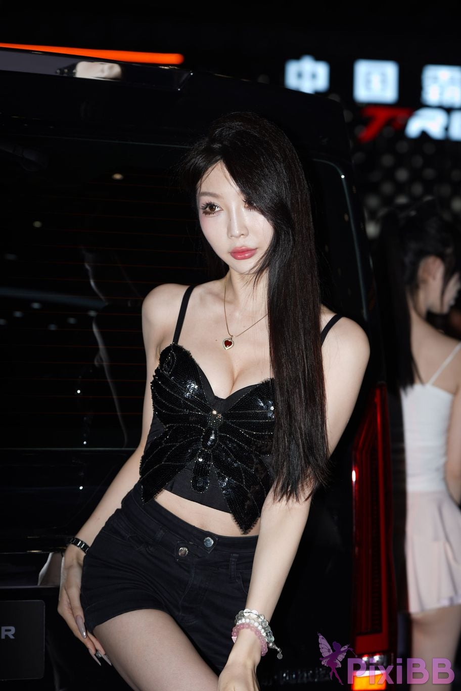 Featured Street Photography Works No.6020 Yuan cute black suit skirt PixiBB.COM 002