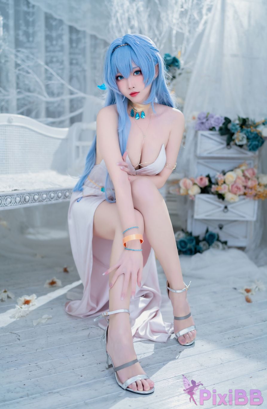 Coser Nikke PixiBB.COM 010