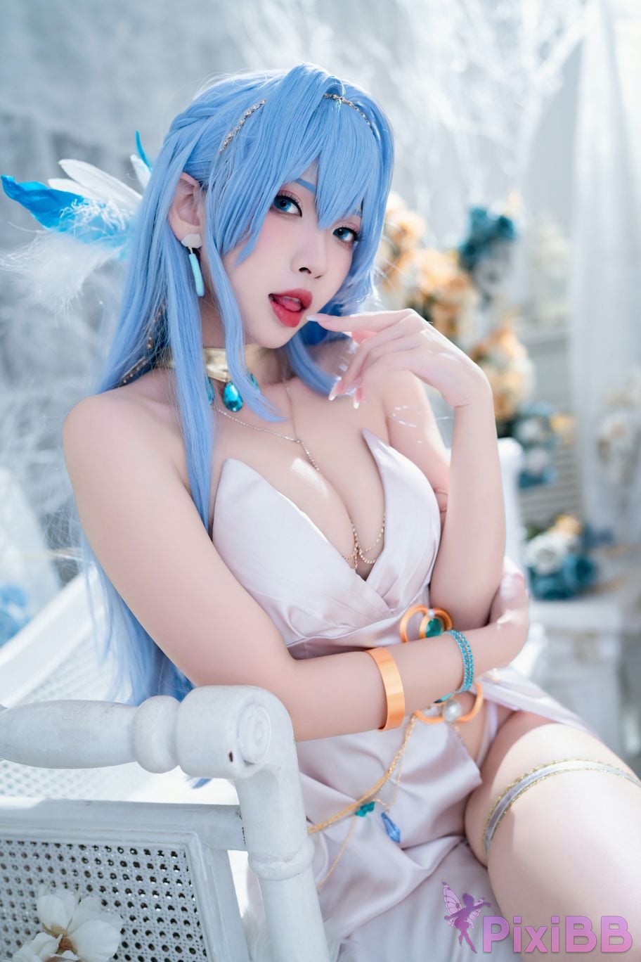 Coser Nikke PixiBB.COM 011