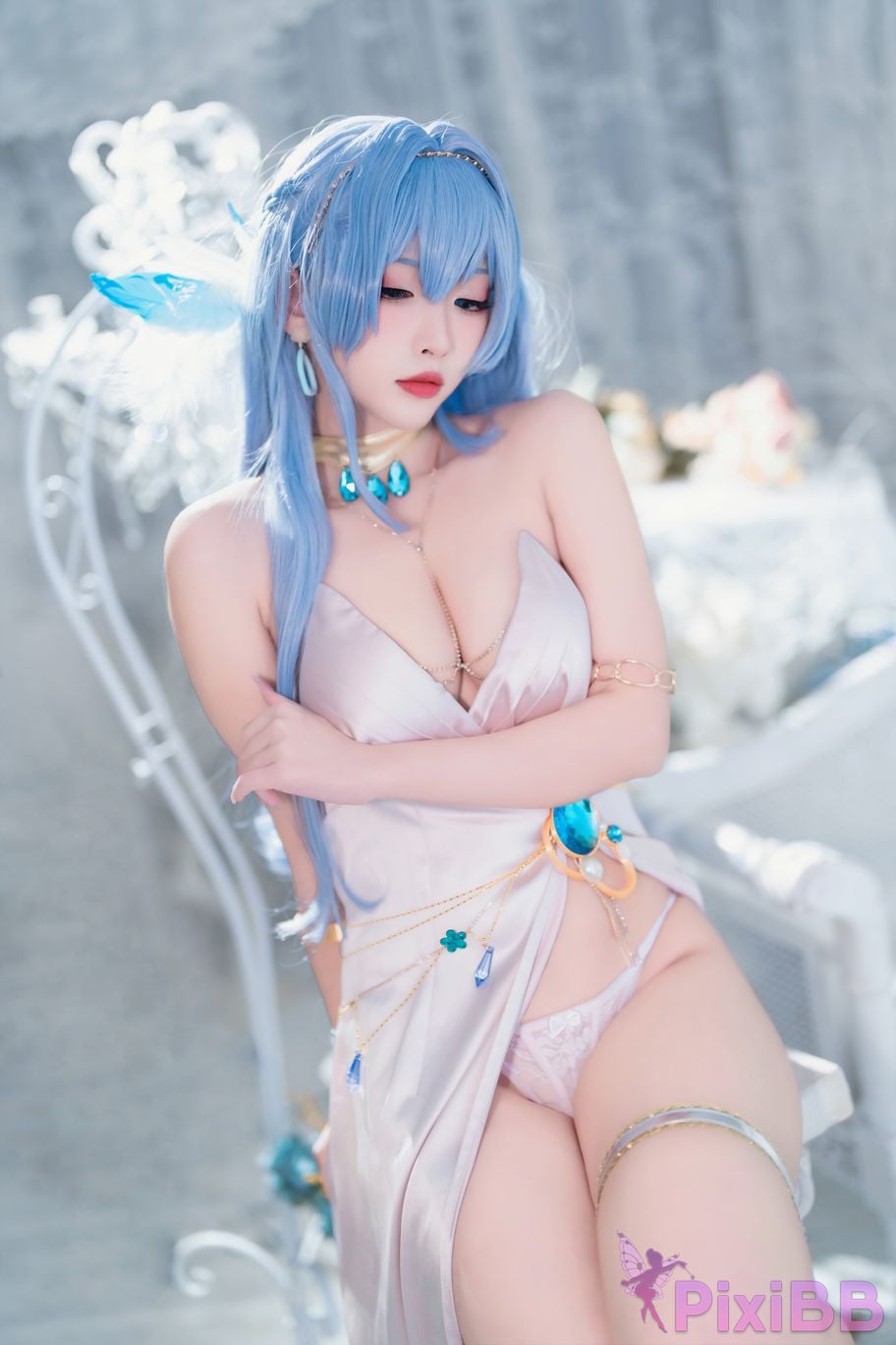 Coser Nikke PixiBB.COM 014