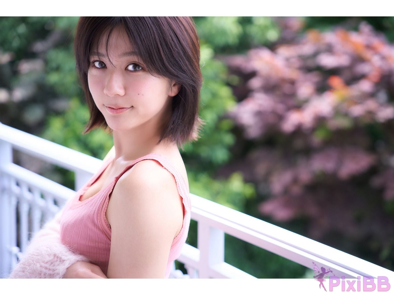 Japanese Idol Maria Shimizu clear water Maria youre showing too much. PixiBB.COM 002