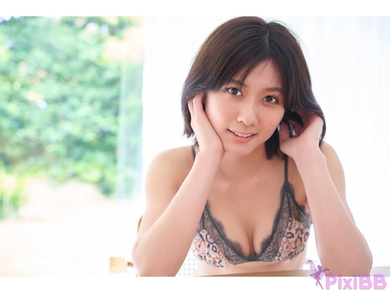 Japanese Idol Maria Shimizu clear water Maria youre showing too much. PixiBB.COM 032