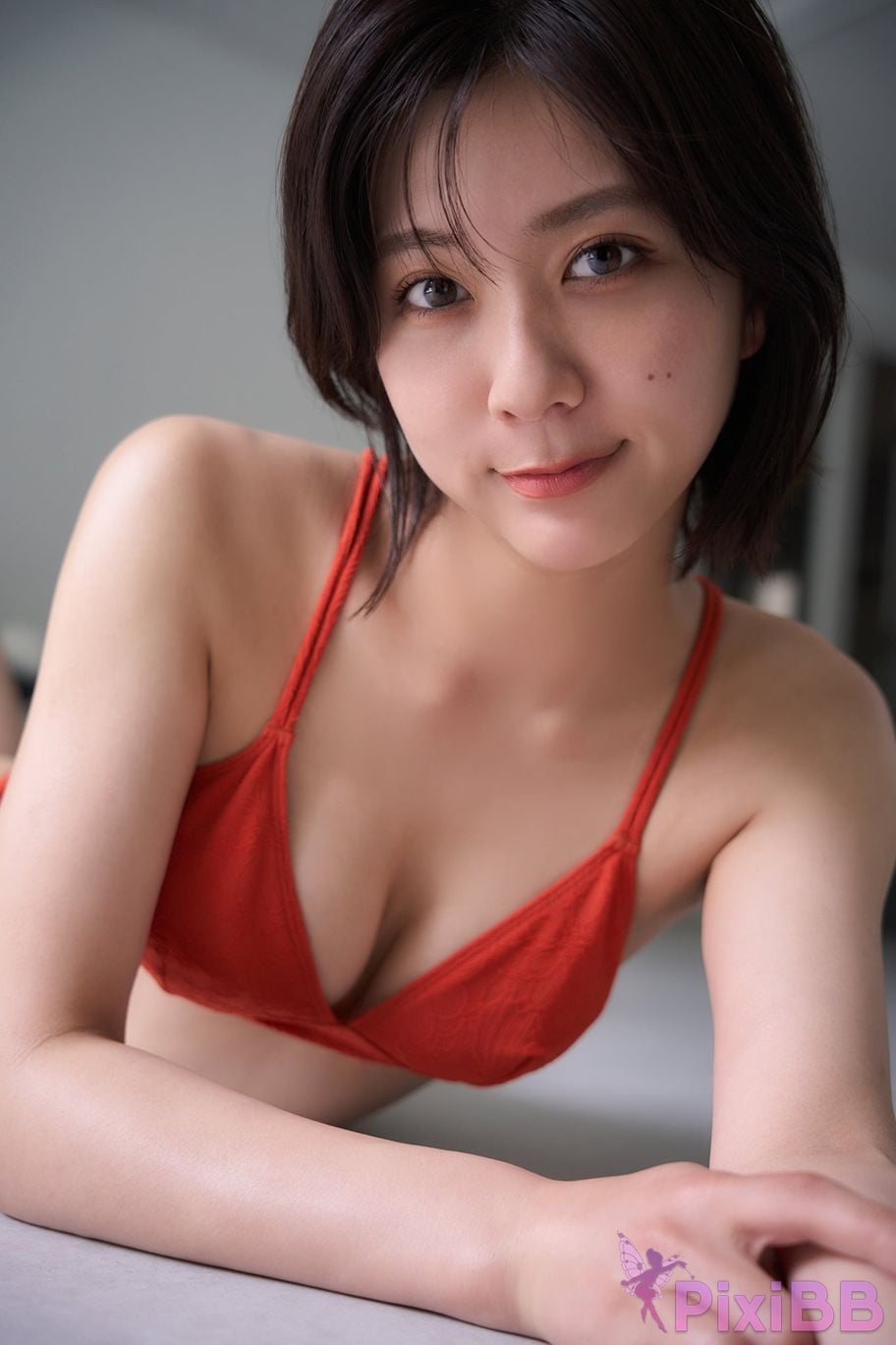 Japanese Idol Maria Shimizu clear water Maria youre showing too much. PixiBB.COM 058