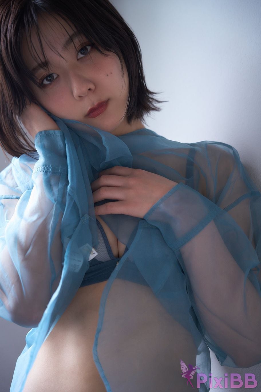 Japanese Idol Maria Shimizu clear water Maria youre showing too much. PixiBB.COM 065