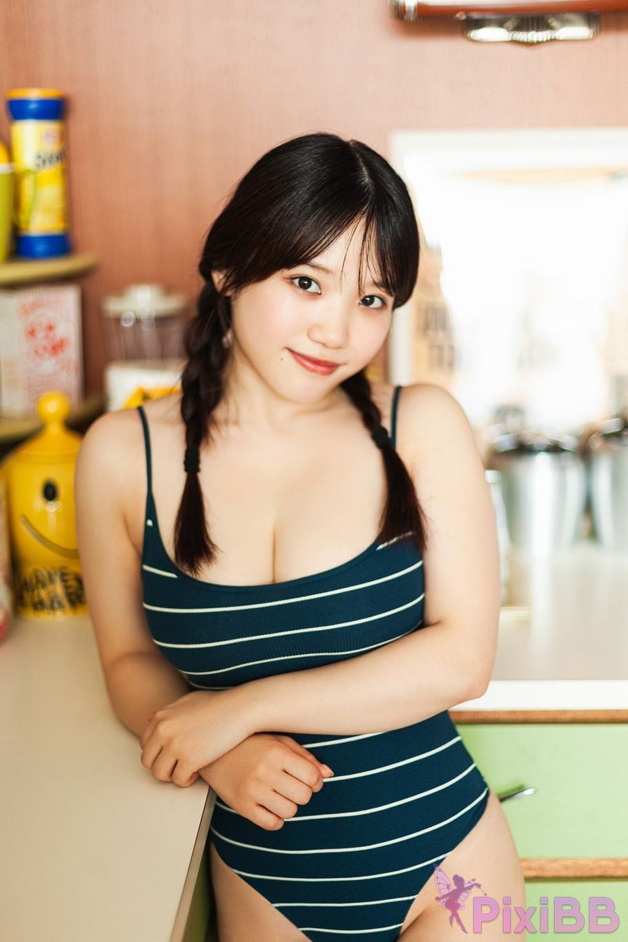 Japanese Idol Minami Hori FRIDAY digital photo book holy H cup Vol.2 PixiBB.COM 027