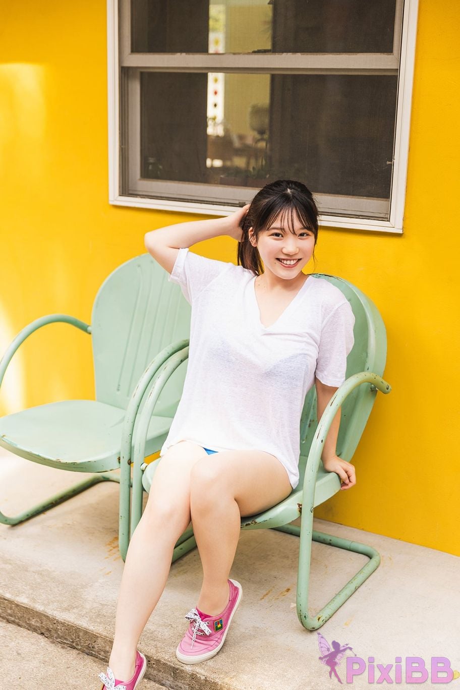 Japanese Idol Minami Hori FRIDAY digital photo book holy H cup Vol.1 PixiBB.COM 002