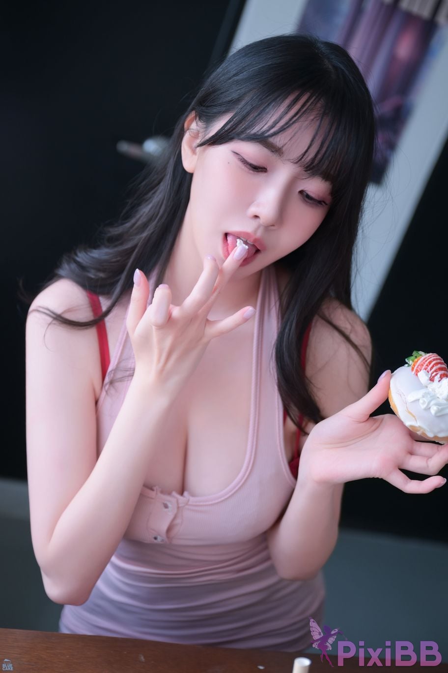 BLUECAKE Lee Ahrin Eat And Sleep PixiBB.COM 148