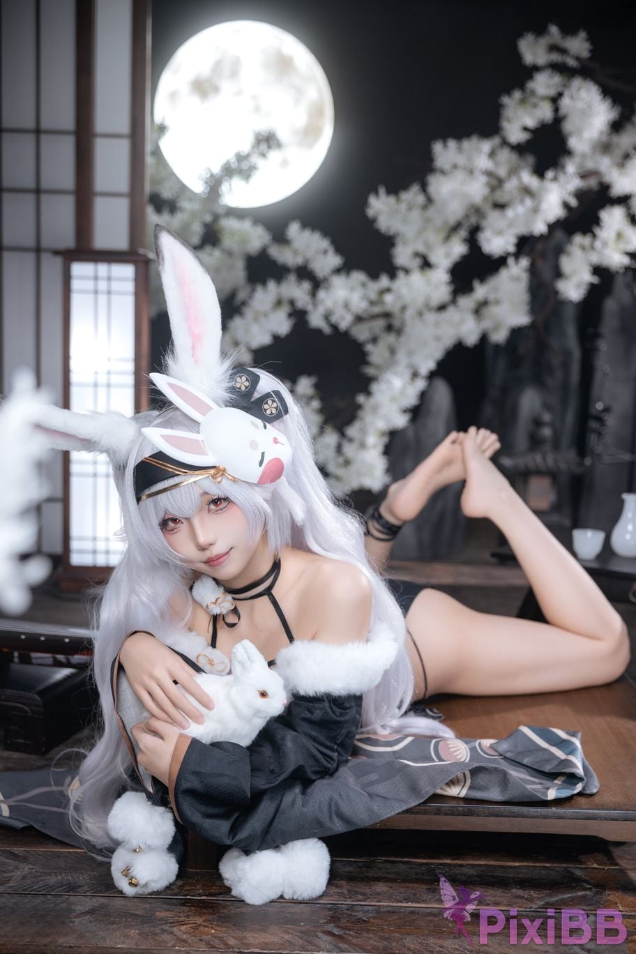 Cosplayer fox jiujiu Lafite Rabbit City Lord PixiBB.COM 015