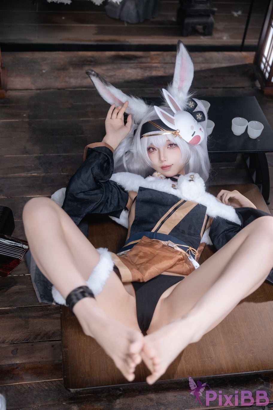 Cosplayer fox jiujiu Lafite Rabbit City Lord PixiBB.COM 021