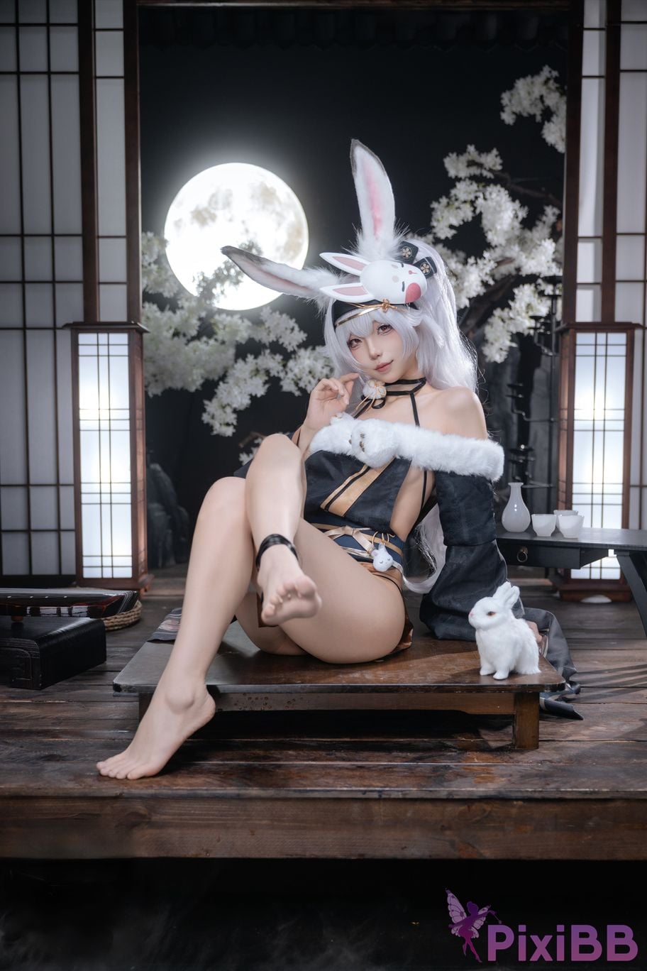 Cosplayer fox jiujiu Lafite Rabbit City Lord PixiBB.COM 023