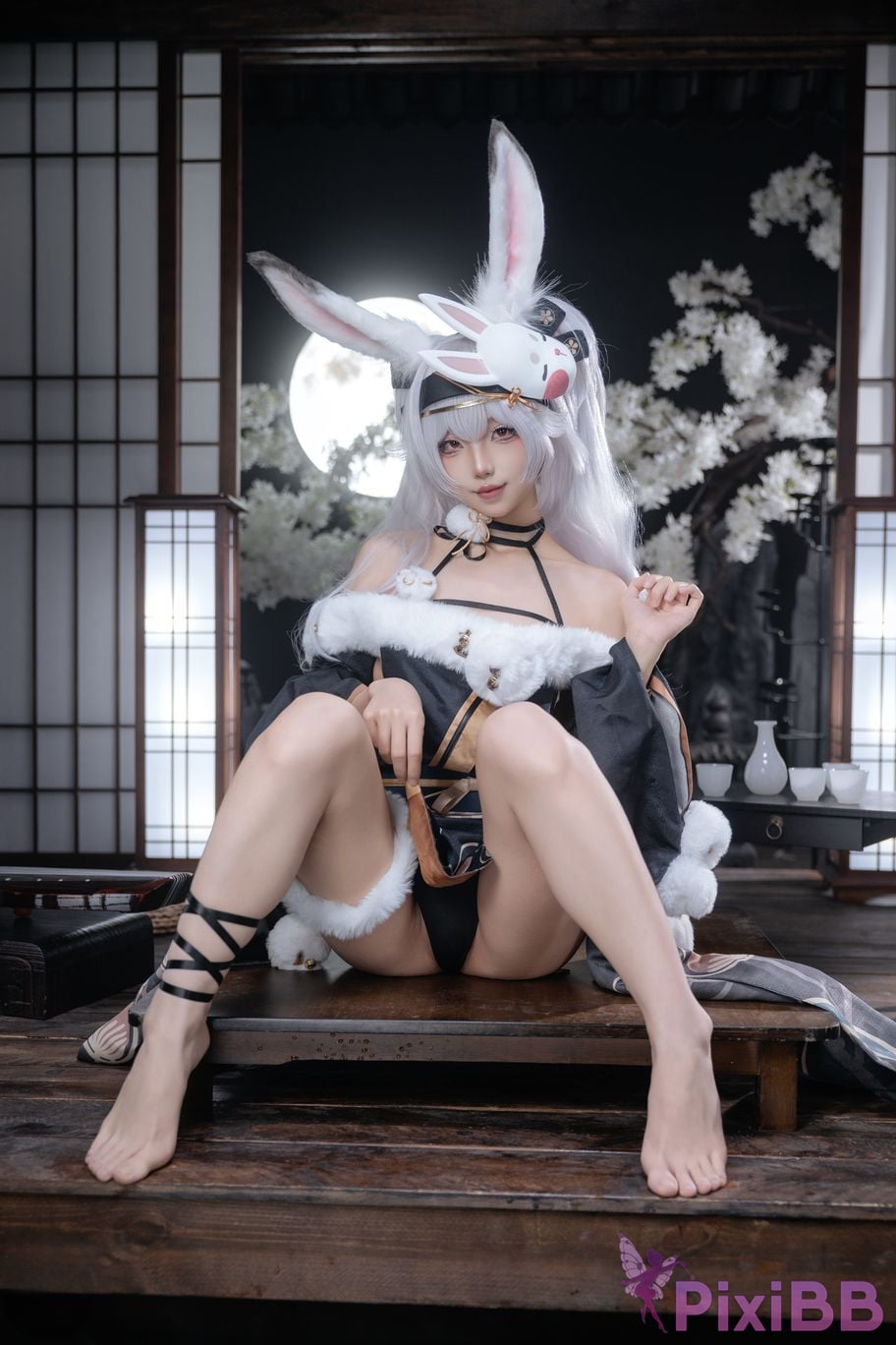 Cosplayer fox jiujiu Lafite Rabbit City Lord PixiBB.COM 028