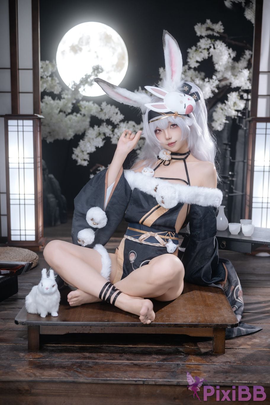 Cosplayer fox jiujiu Lafite Rabbit City Lord PixiBB.COM 030