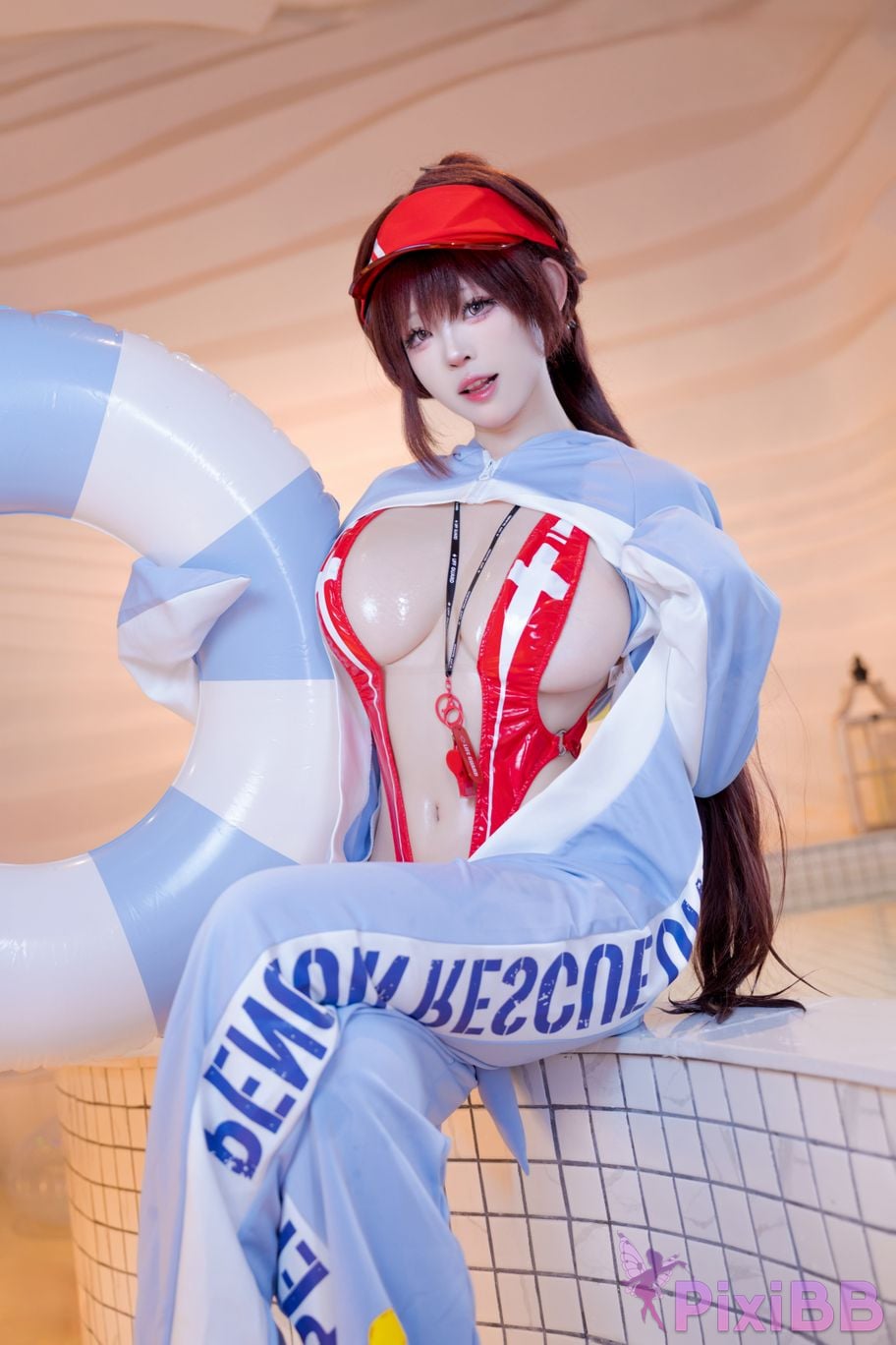Cosplayer miko Sauce ww NIKKE Maruchana PixiBB.COM 001