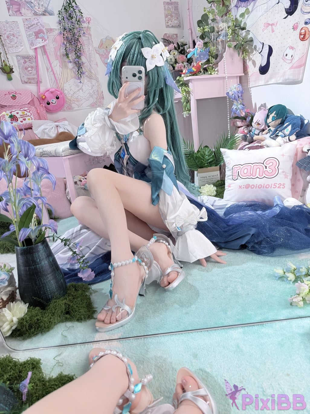Cosplayer Somezo ran3 2026 Year 10 moon Genshin Woyanisa PixiBB.COM 047