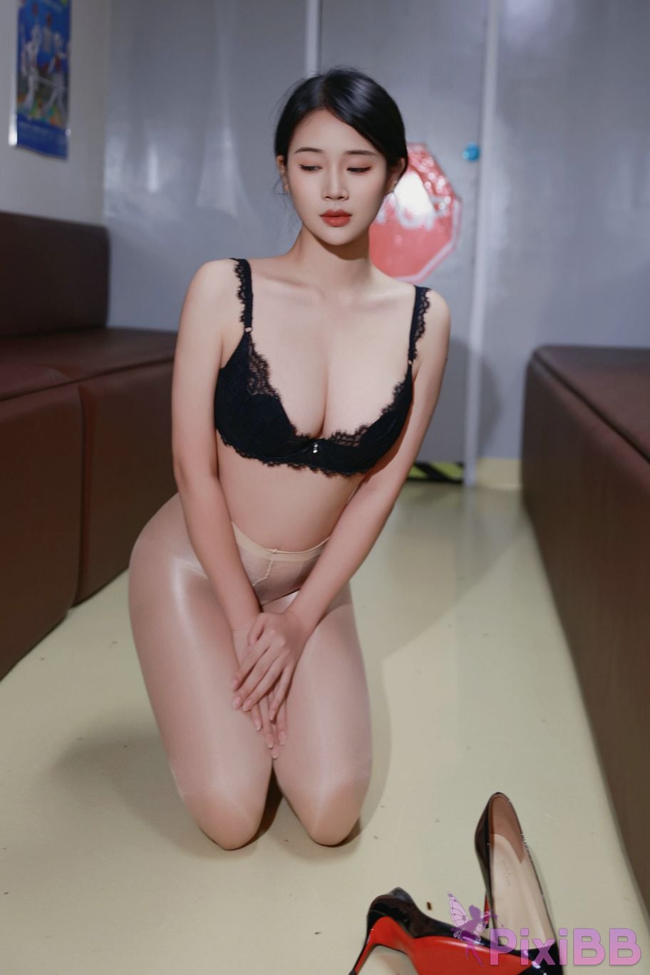 No watermark for in app purchases Nanqiao XIUREN Model Private train shooting PixiBB.COM 083
