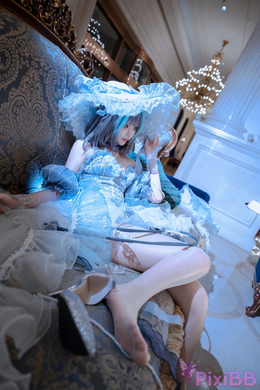 Cosplayer Tsuki Yueyin Cheshire scrapped manuscript PixiBB.COM 004
