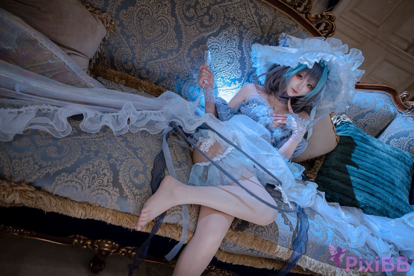 Cosplayer Tsuki Yueyin Cheshire scrapped manuscript PixiBB.COM 005