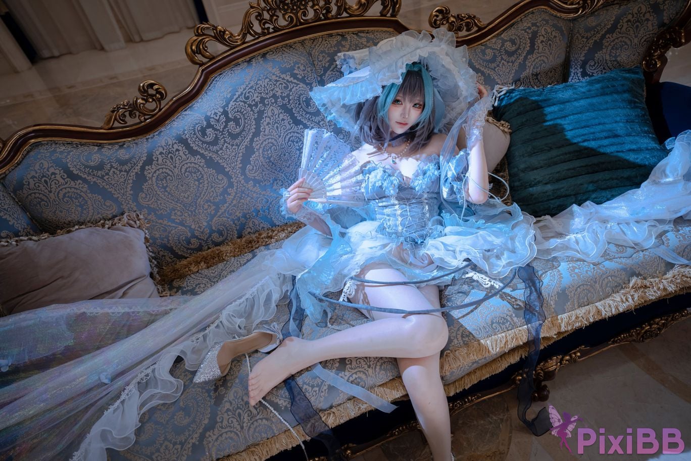 Cosplayer Tsuki Yueyin Cheshire scrapped manuscript PixiBB.COM 009