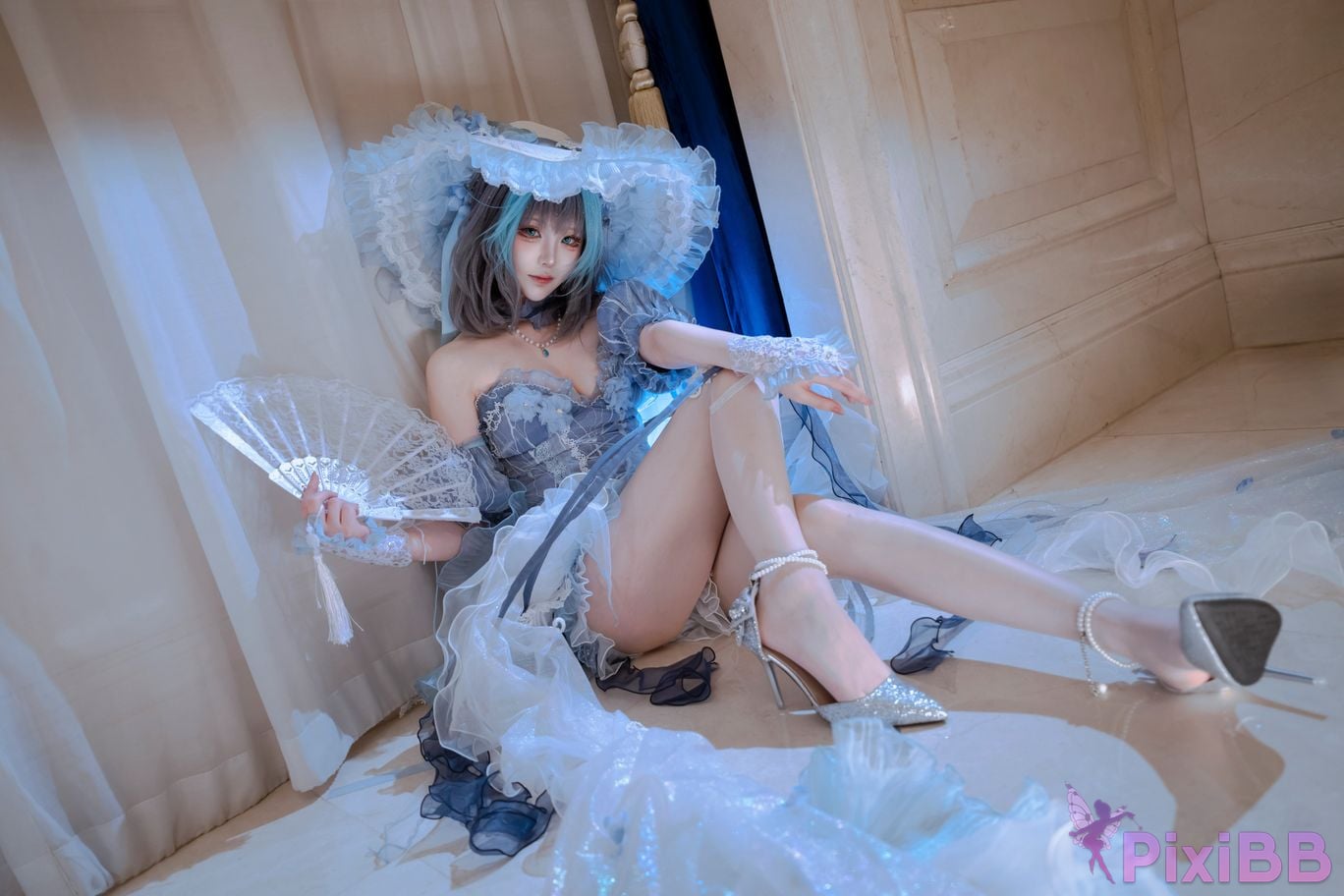 Cosplayer Tsuki Yueyin Cheshire scrapped manuscript PixiBB.COM 010