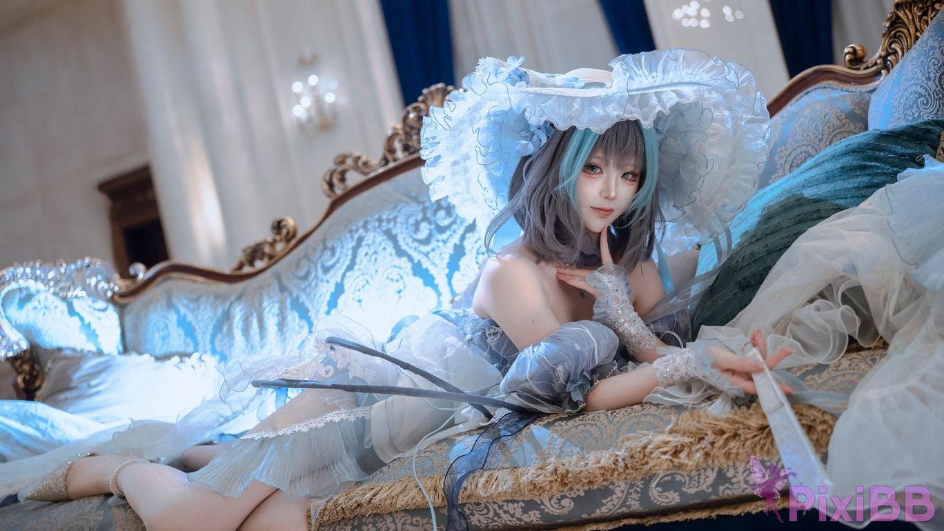 Cosplayer Tsuki Yueyin Cheshire scrapped manuscript PixiBB.COM 012